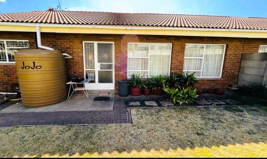 3 Bedroom Property for Sale in Suidrand Free State